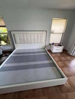 King size bed set