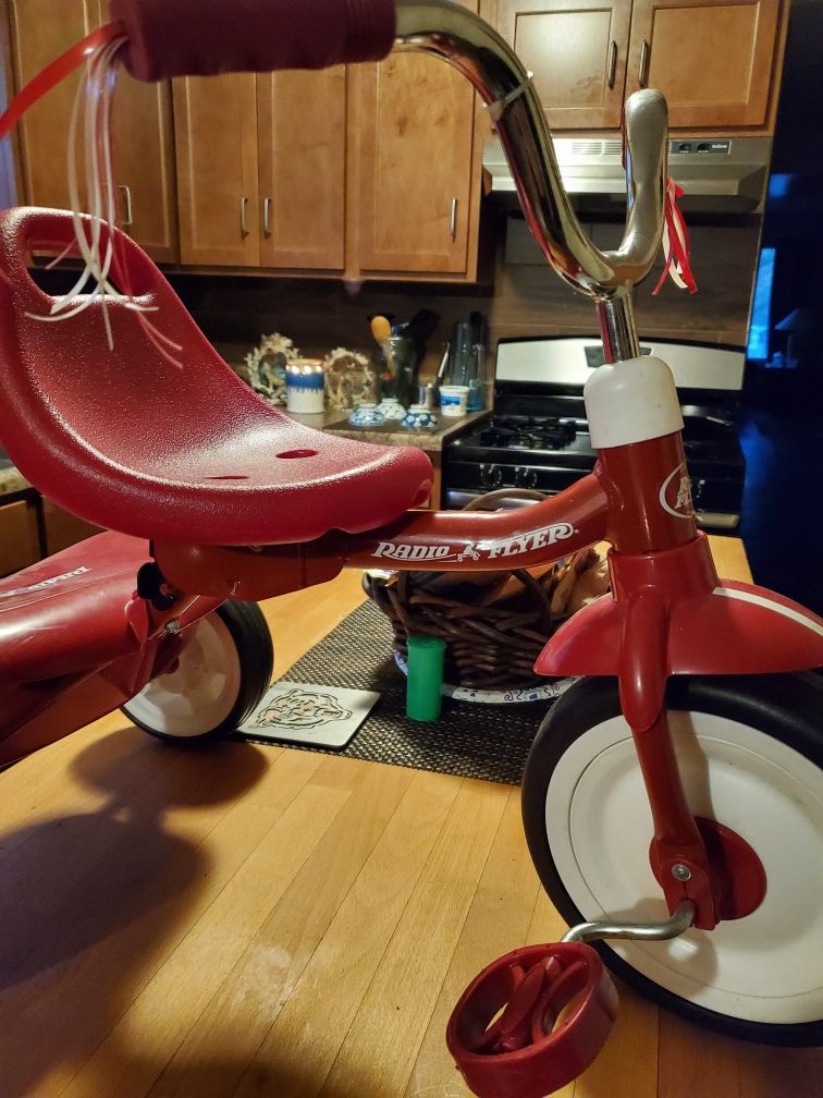 Radio flyer lil bike