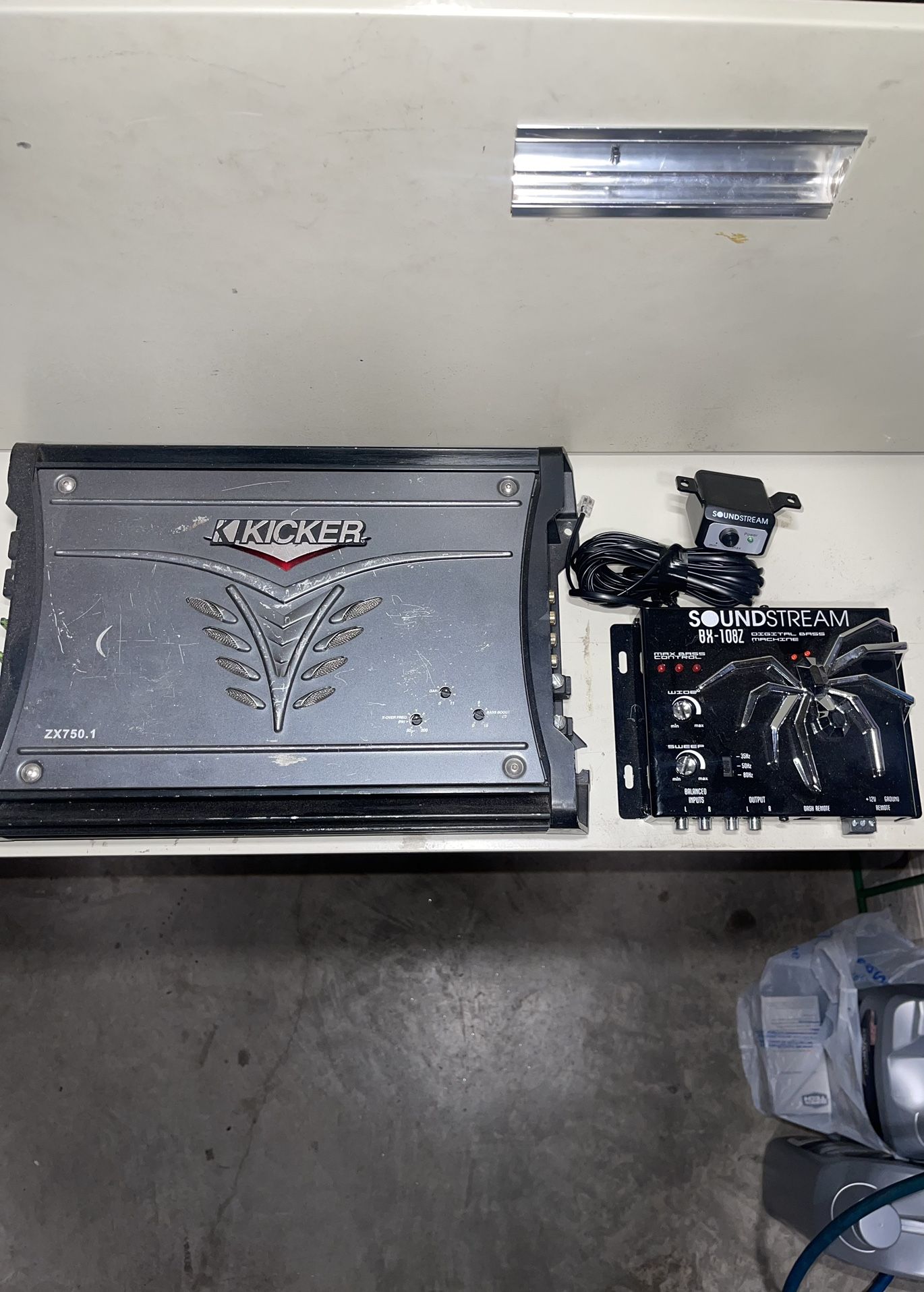 Kicker Car Audio System