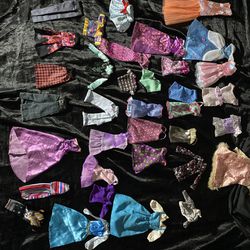 35 Barbie Size Mix Clothes 