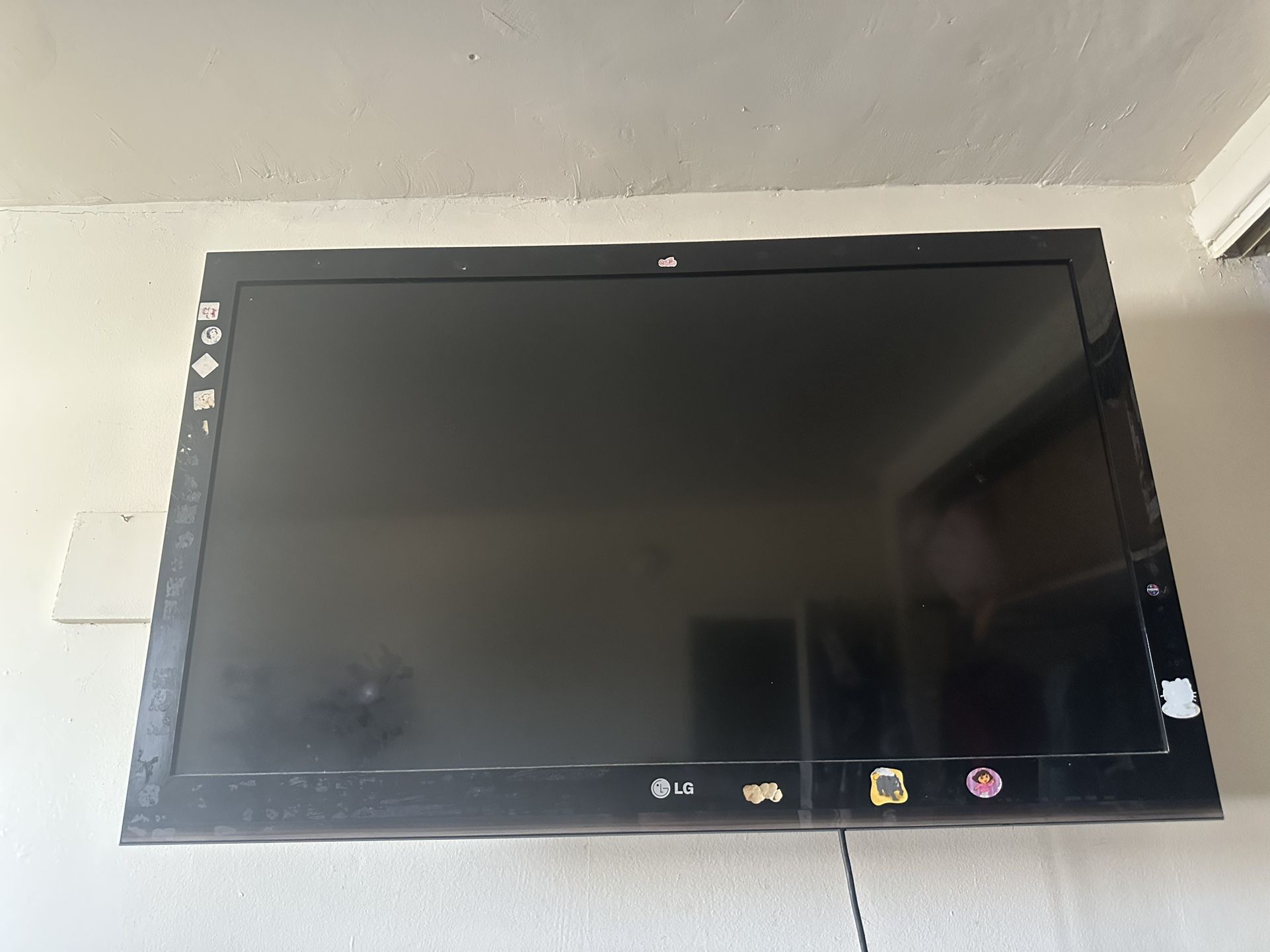 LG TV Model 42lk(contact info removed) 42in Screen