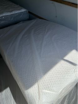 Queen size bed mattress Casper snow memory foam cooling dream max purple Dreamcloud nectar classic ultra restore beautyrest black Saatva avocado wink 