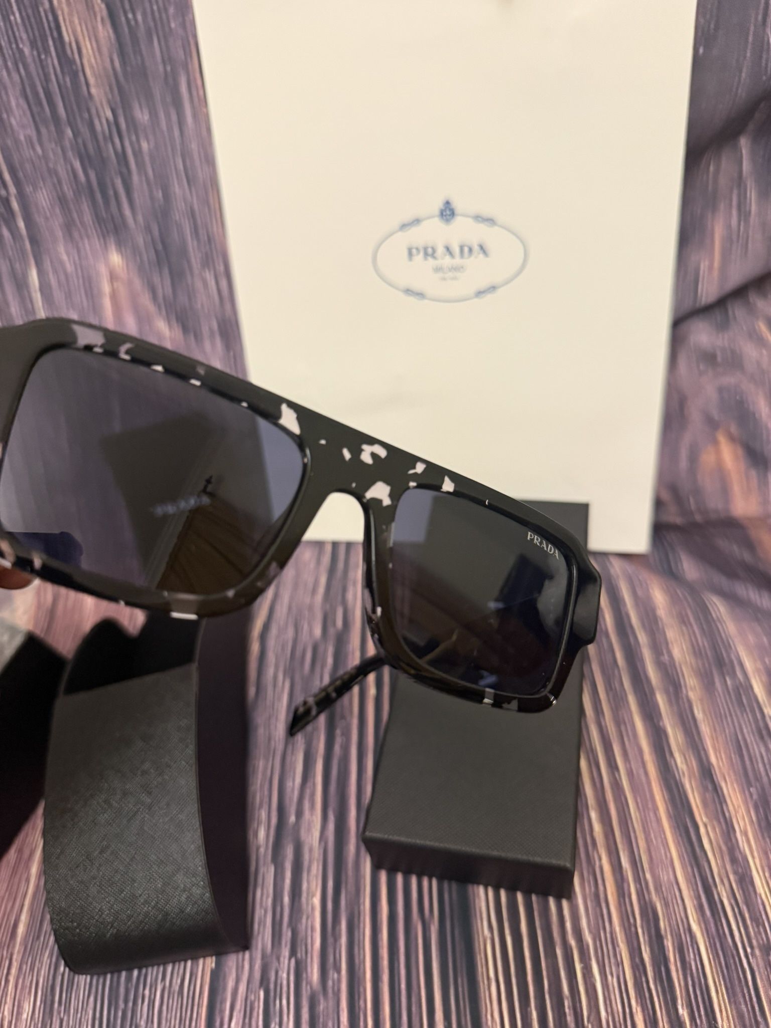 Sunglasses Brand New Perfect Valentines π Gift π