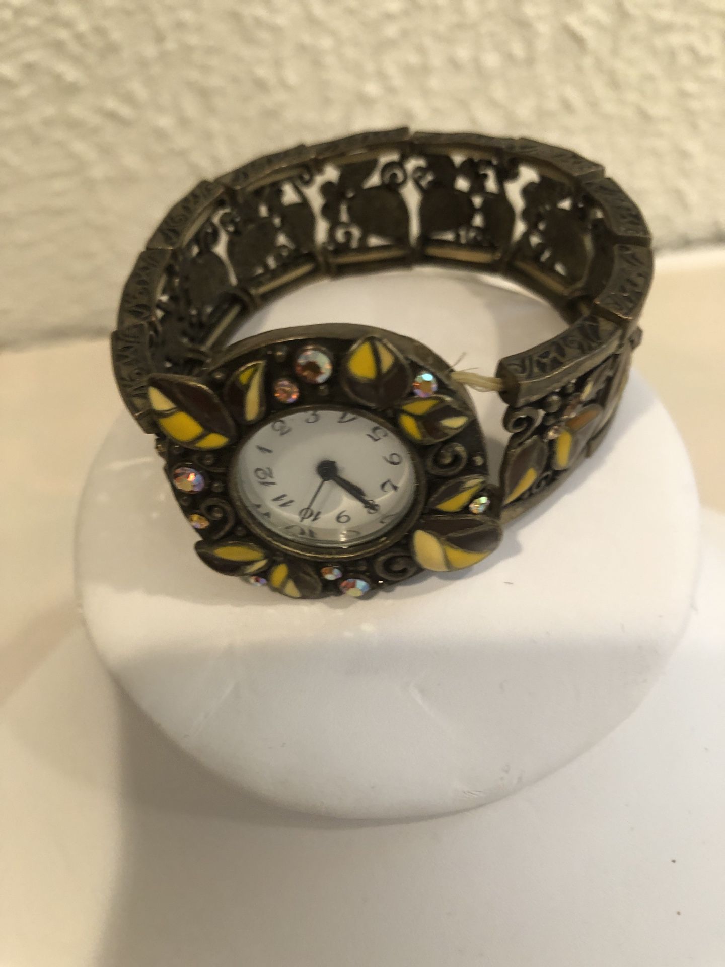 Beautiful Vintage Watch With Enamel Bracelet Yellow And Brown A Conversation Piece 