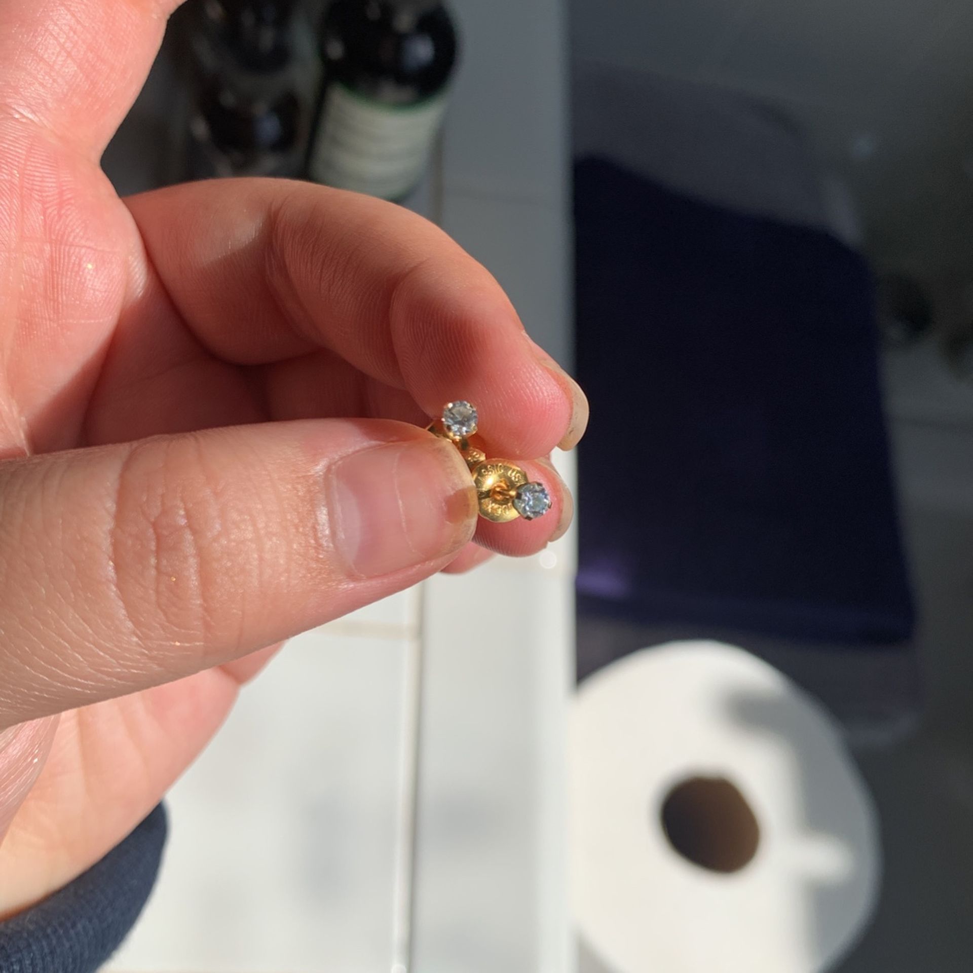 14kt Diamond Earrings