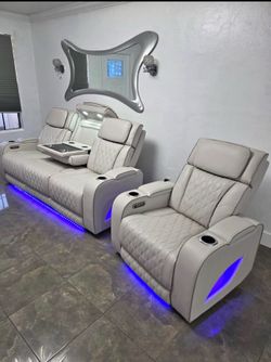 Brand new 3- piece set/ sofa/ loveseat/ chair- finance available