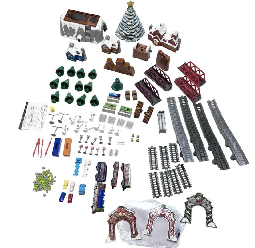Jakks Pacific Christmas Power Train LARGE Lot Trains Stations Tracks Accessories