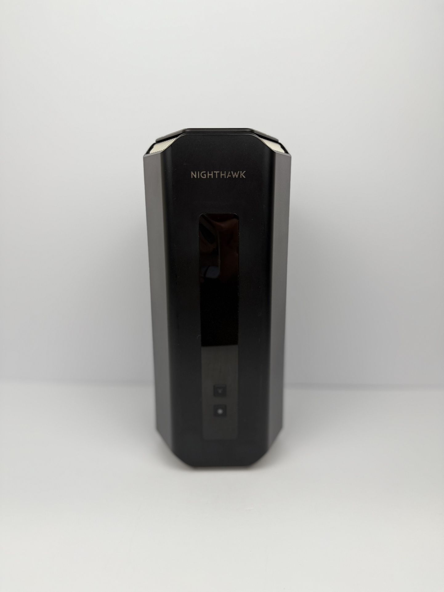 NEW Netgear RS700S WiFi 7 Router – BE19000, Ultra Speed | Open Box