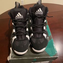 Adidas crazy 8’s. ‘Kobe’s’