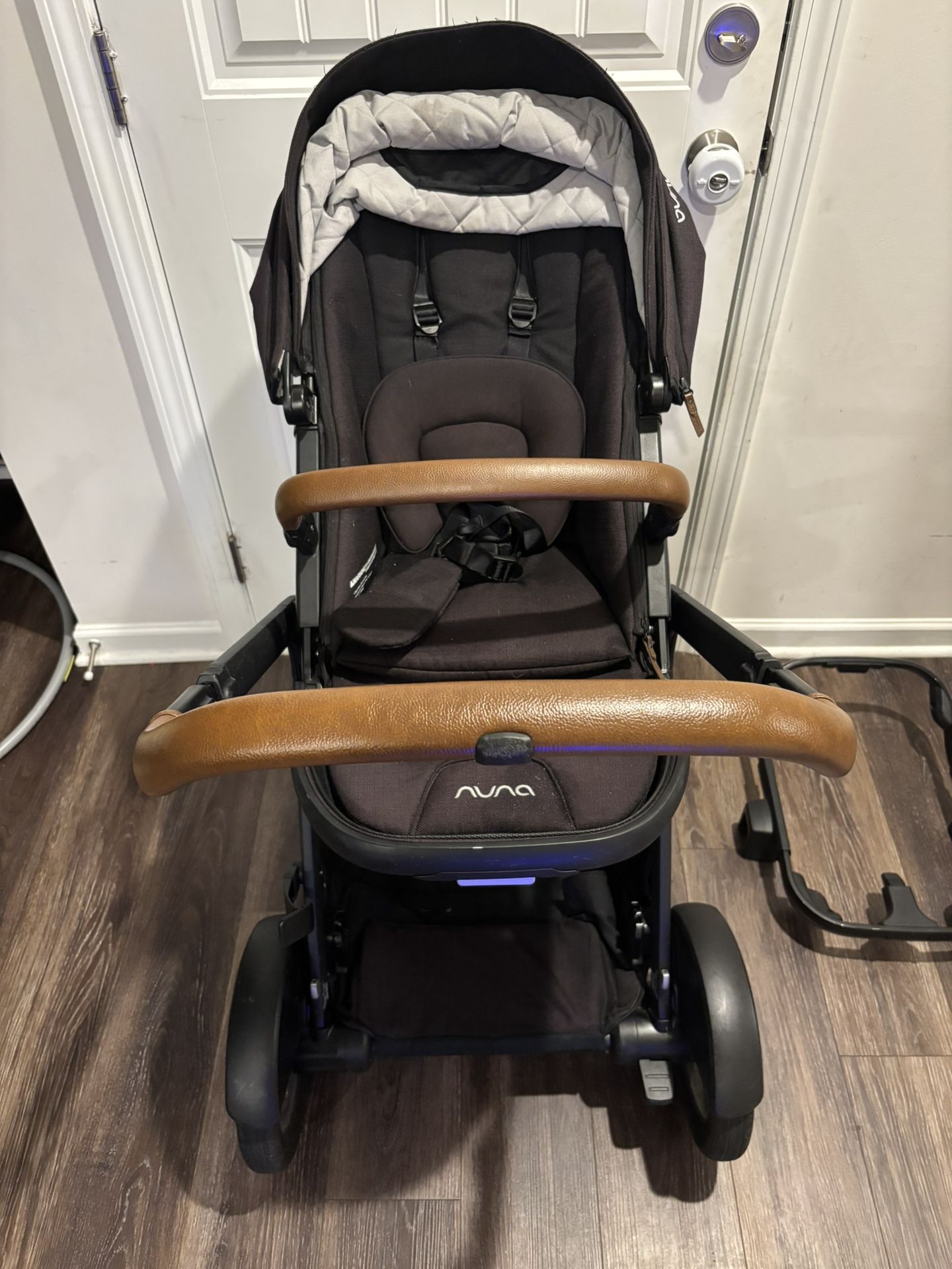 Nuna Demi Grow Stroller