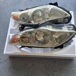 Toyota Corolla headlights