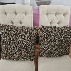 ACCENT PILLOWS