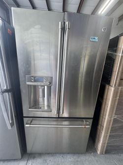 Refrigerator Cafe Open Box 