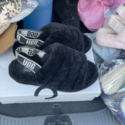 UGG slippers 