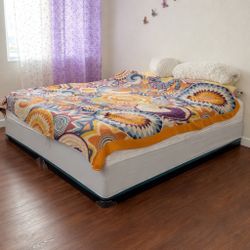 California King Luxury Mattress – Excellent New Condition 