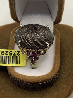 CARVED SMOKY QUARTZ, GARNET RING