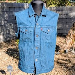 Levi Strauss Navy Blue Denim Jeans Cotton Button-Up Men's Small Trucker Vest NWT