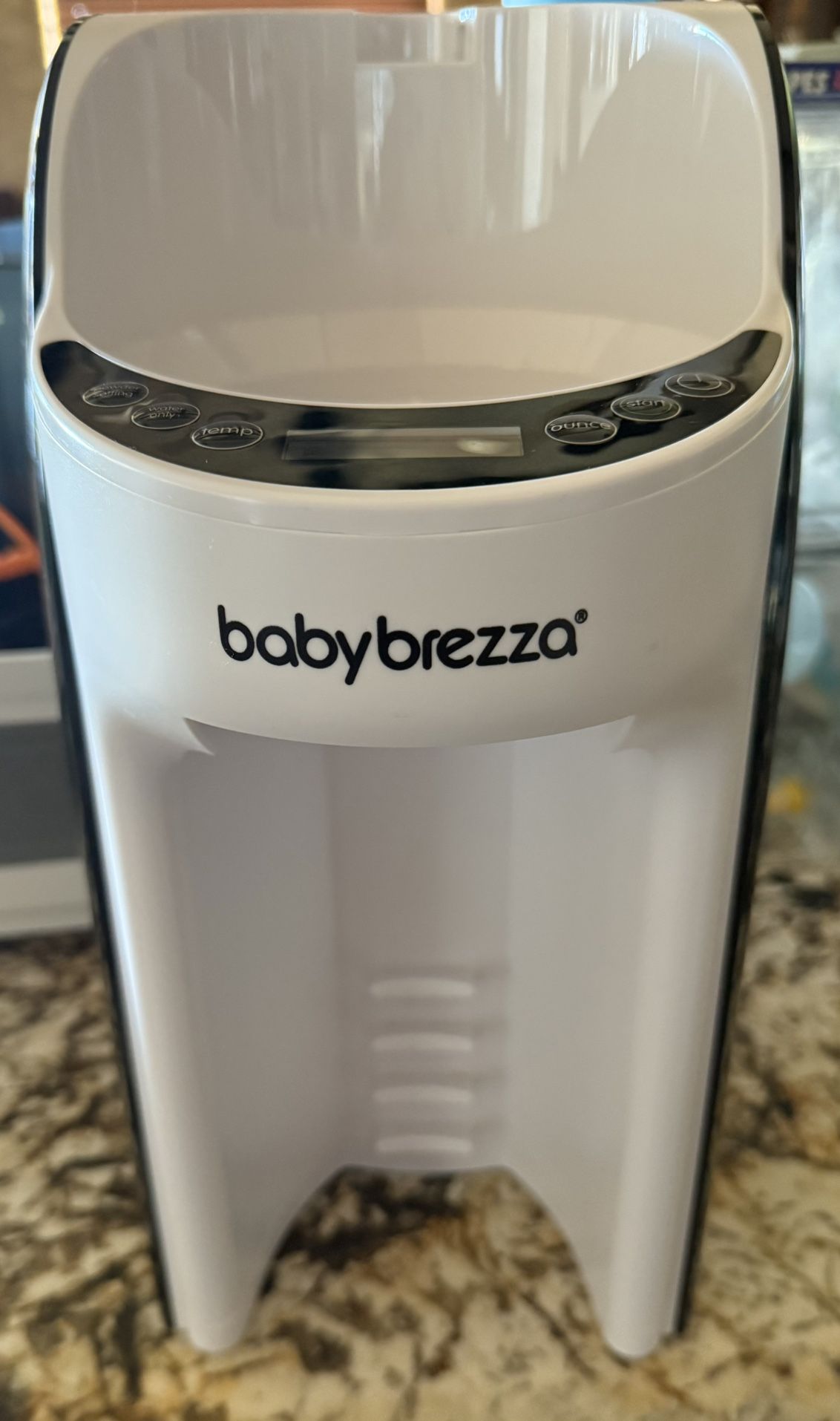 babybrezza Formula Machine 