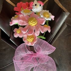 Bonito Areglo De Flores Eternas A Crochet A Buen Precio A $60