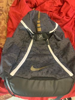 Nike Elite Bag