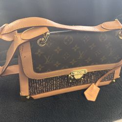 Louis Vuitton Monogram Tweedy Bag