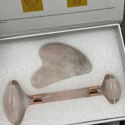 Rose Quartz Jade Roller