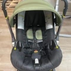 Doona Stroller With Diaper Bag And Stroller Organizer 