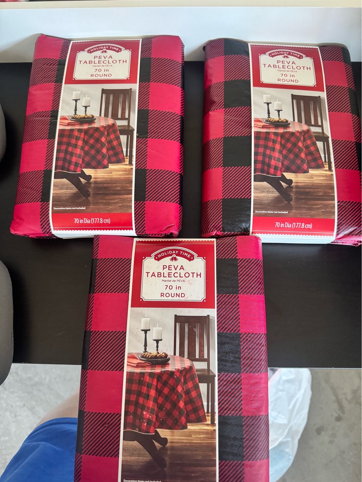 3-pack Brand New Red & Black Plaid 70in Round Table Cloth