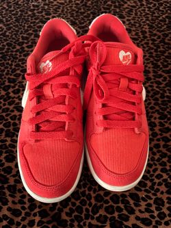2024 Valentine's Nike Dunks Low - 4.5Y / 6 W