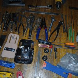 Tool Box W/Tools