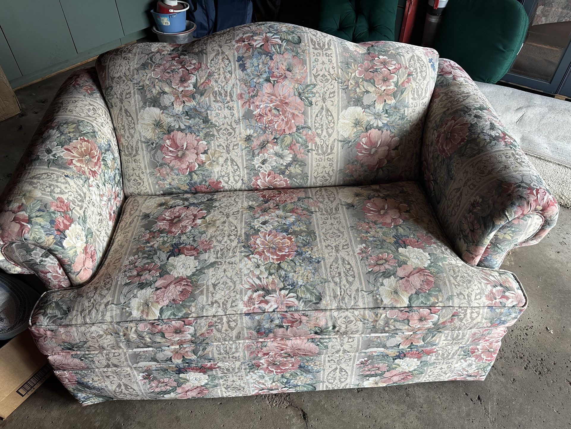 Flex steel Loveseats