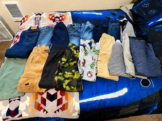 Boys Clothing Bundle - Levi's Jeans, Mario Pajamas, and Joggers