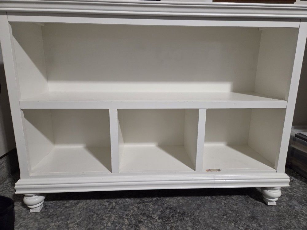 Kids White Short Bookshelf