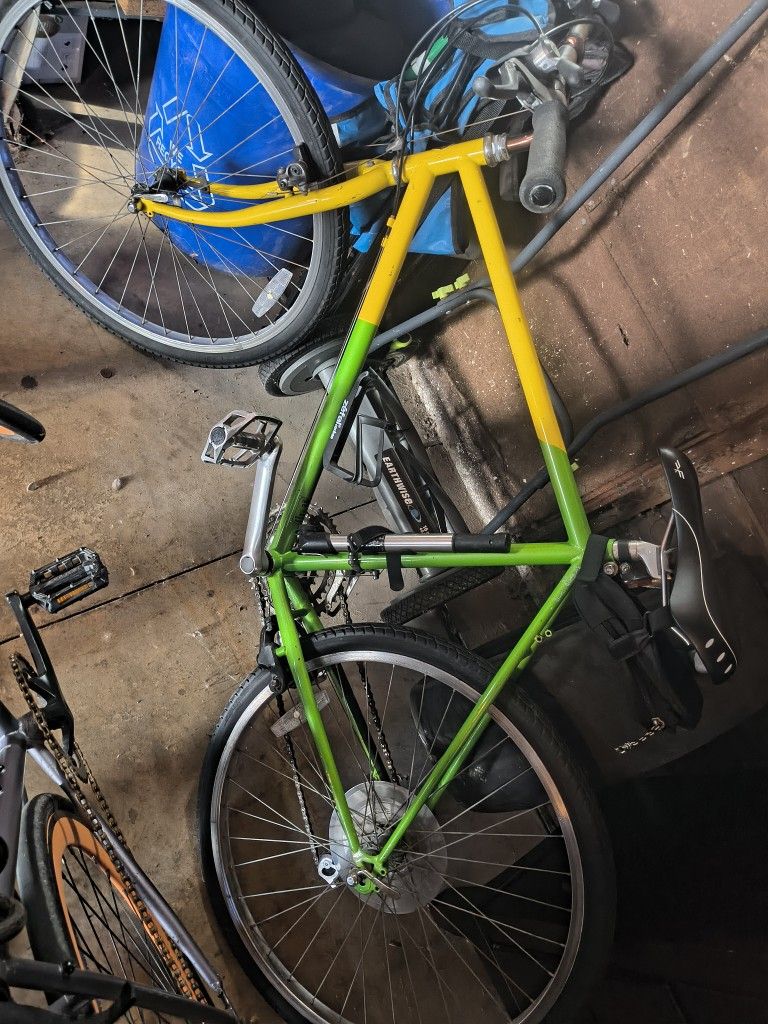 Schwinn MOUNTAIN BIKE