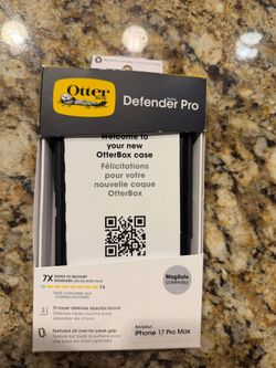 Otterbox iPhone 17 Pro Max Defender Case