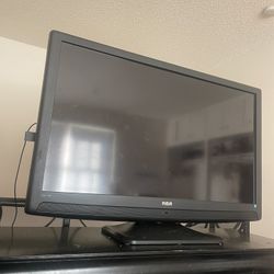 40 Inch TV 
