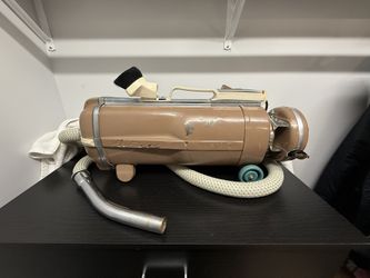 Electrolux Vacuum Cleaner *Vintage 1957*