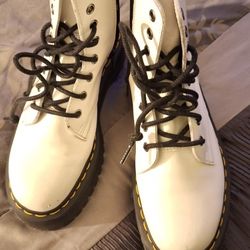 UNISEX DR.MARTIN BOOTS