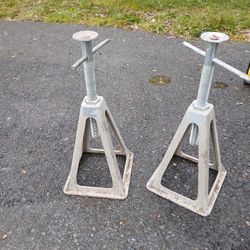 Jack Stands 