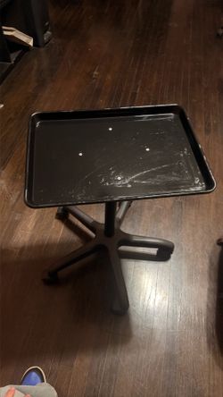 Lash tray stand