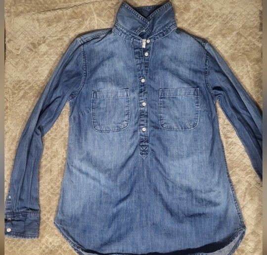 Womens Merona Denim Shirt Button-Front With Chest Pockets Long Sleeve Size S