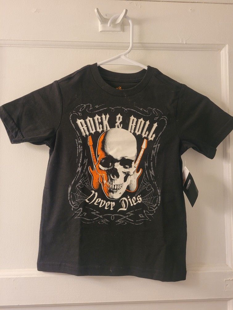Skull T Shirt. Rock & Roll Shirt. Guitars. Halloween Shirt. For Kids. Para Niños. 