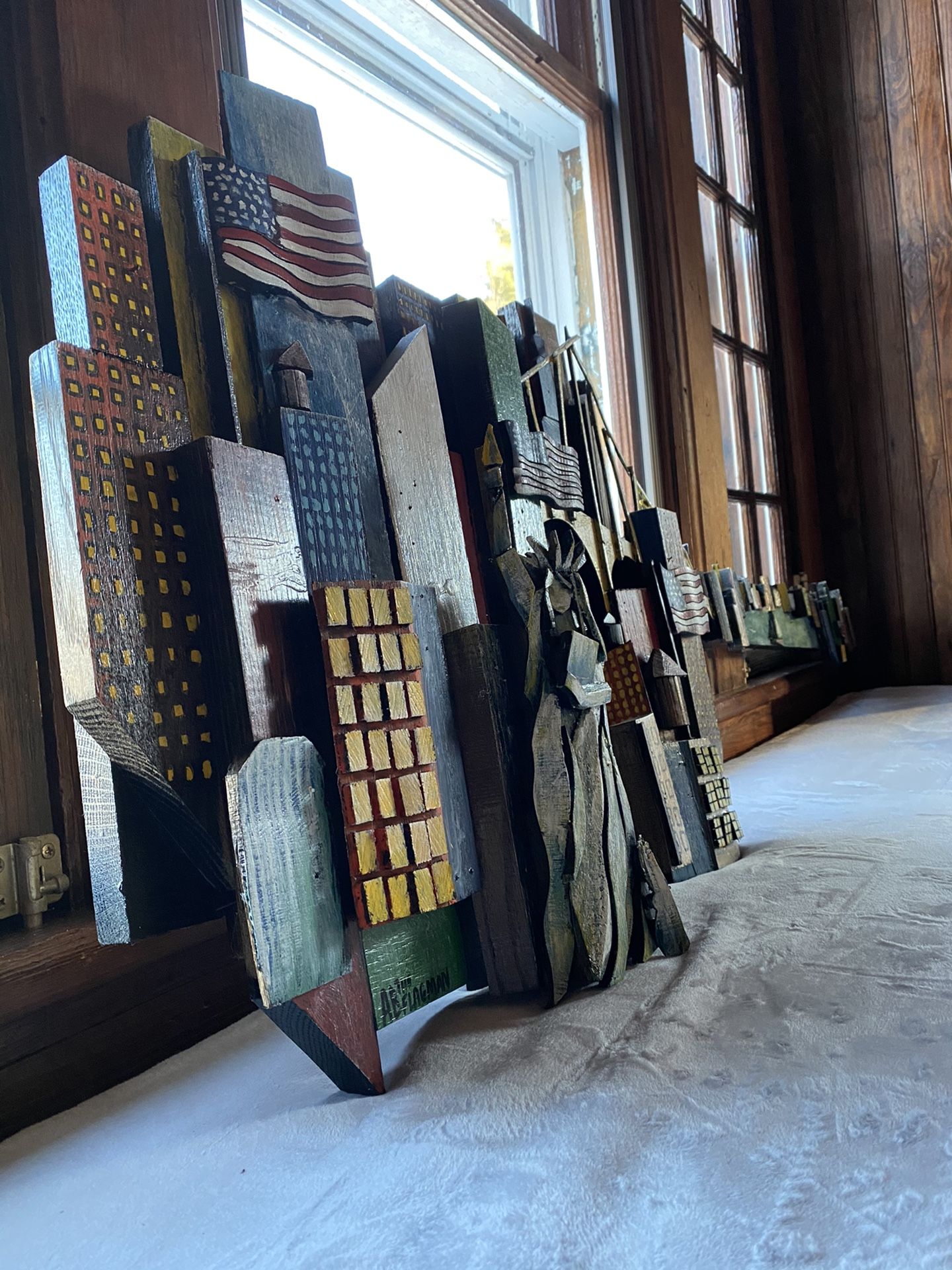 Folk Art / Outsider Art / Manhattan Guitar