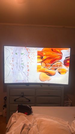 Samsung Series 7- 78 inch Curved tv-Model UN78KU7500K