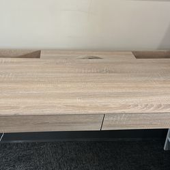 Very nice desk -like new