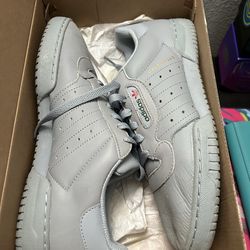 Adidas Yeezy Powerphase