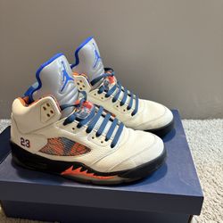 Air Jordan Retro 5, Size Us 9 Men/ Eu 42, Lightly Used.