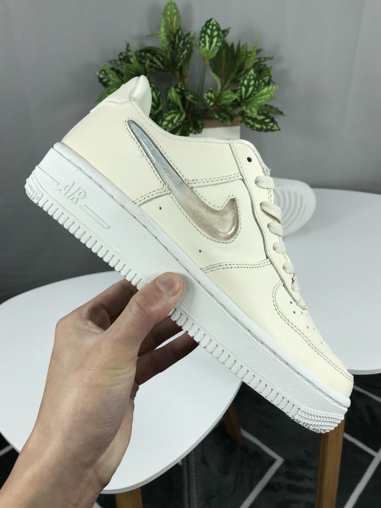 NIKE AIR FORCE AF1 Air Force One Jelly Beige Women's Low Top Sneakers for Sale in Wichita, KS - OfferUp