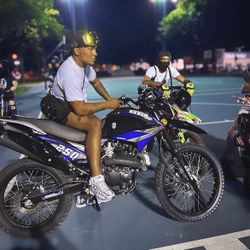 250 bronco Street Legal Dirt Bike