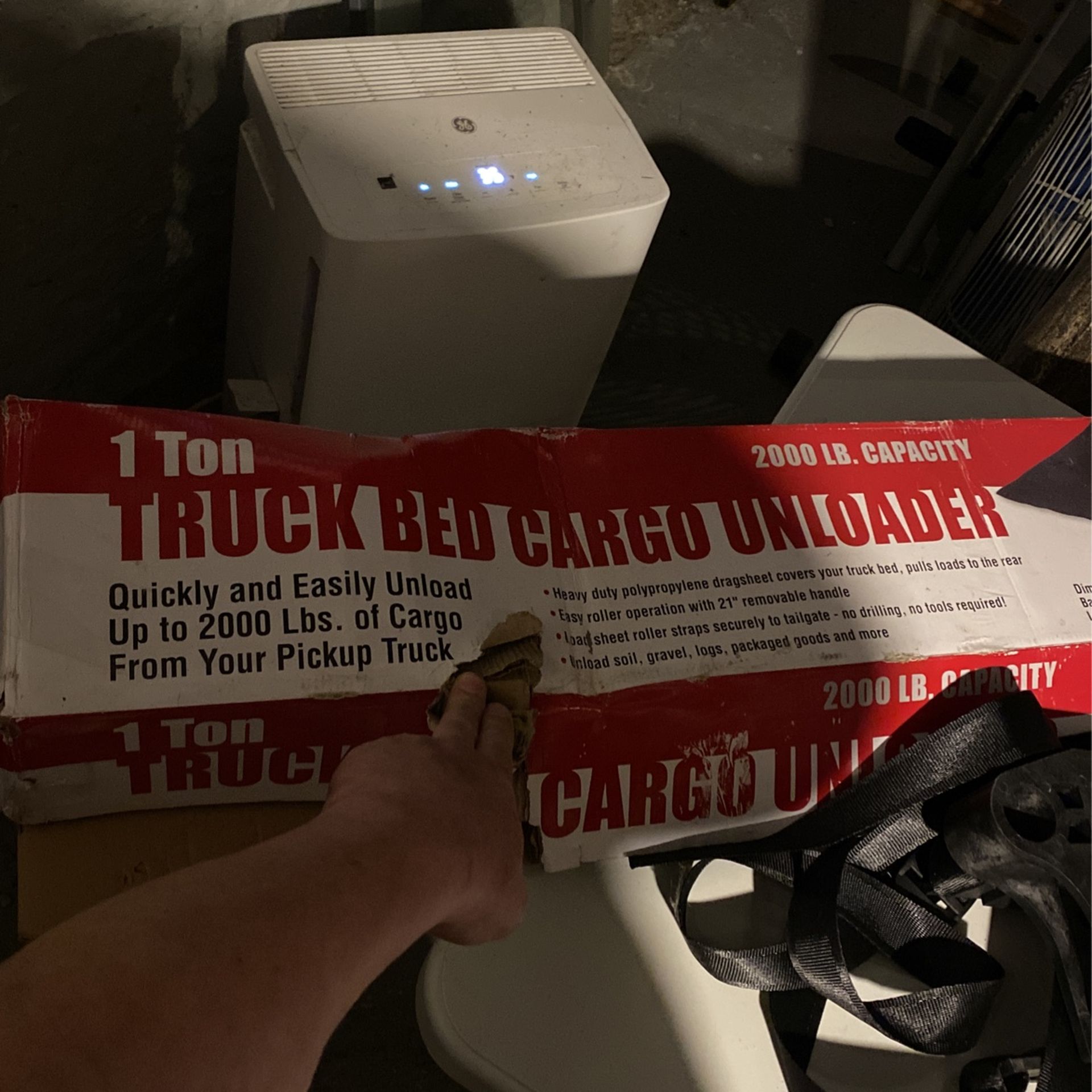 Truck Bed Cargo On Loader 1 Ton Rating